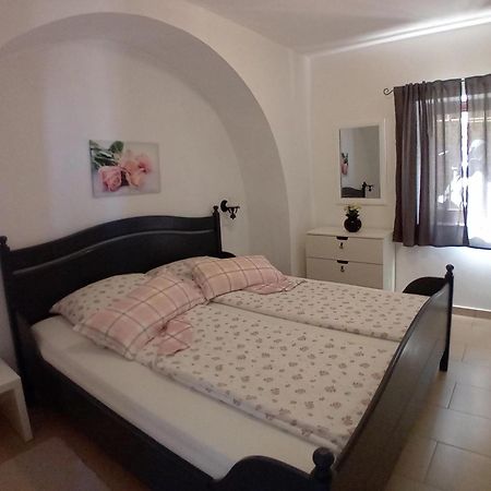 Vivi Studio Apartments Mali Losinj Ruang foto