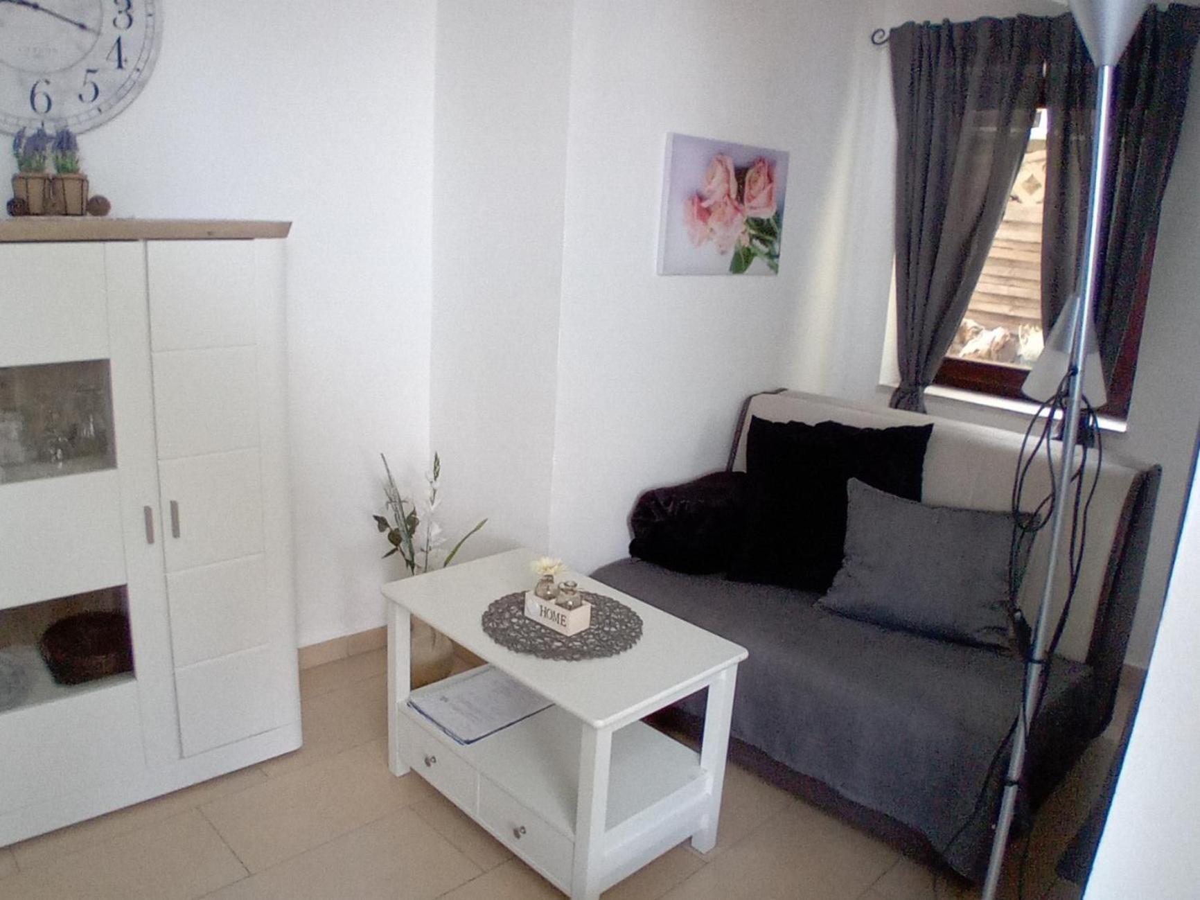 Vivi Studio Apartments Mali Losinj Bagian luar foto